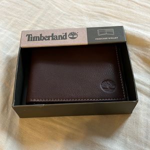 NWT Timberland RFDI blocking Leather Wallet